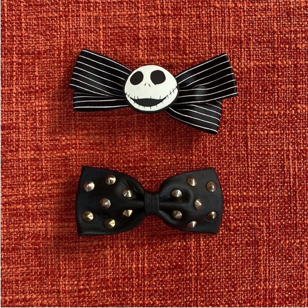 Disney Skeleton Hair Clip Bow Faux Black Leather Stud Studded Bow Clip Barette